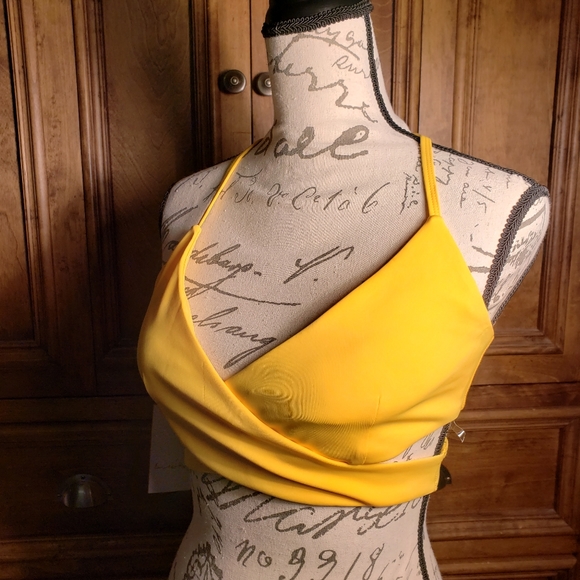 REVOLVE Lovewave Brittany Criss-cross Sports Bra Yellow Various Sizes New - Picture 8 of 15